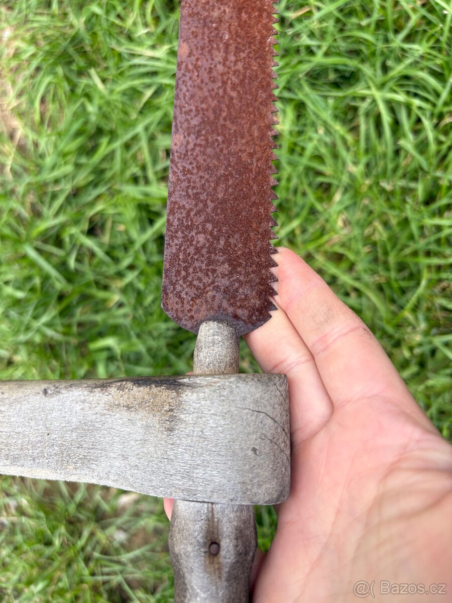 Dvě pily a kosa - 4
