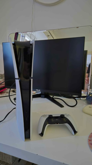 PS5 Digital Edition - 4