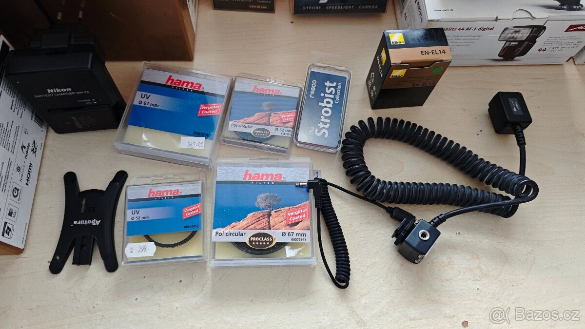 Sada Nikon D3100+3x objektiv+2x blesk+odpalovač+brašna... - 4