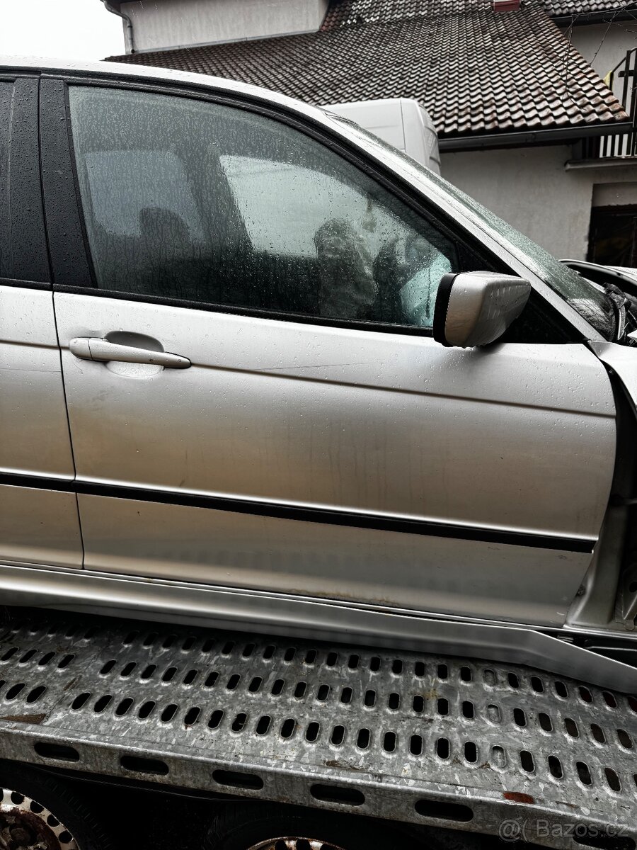 Bmw e46 sada highgloss černé lišty kolem oken - 4