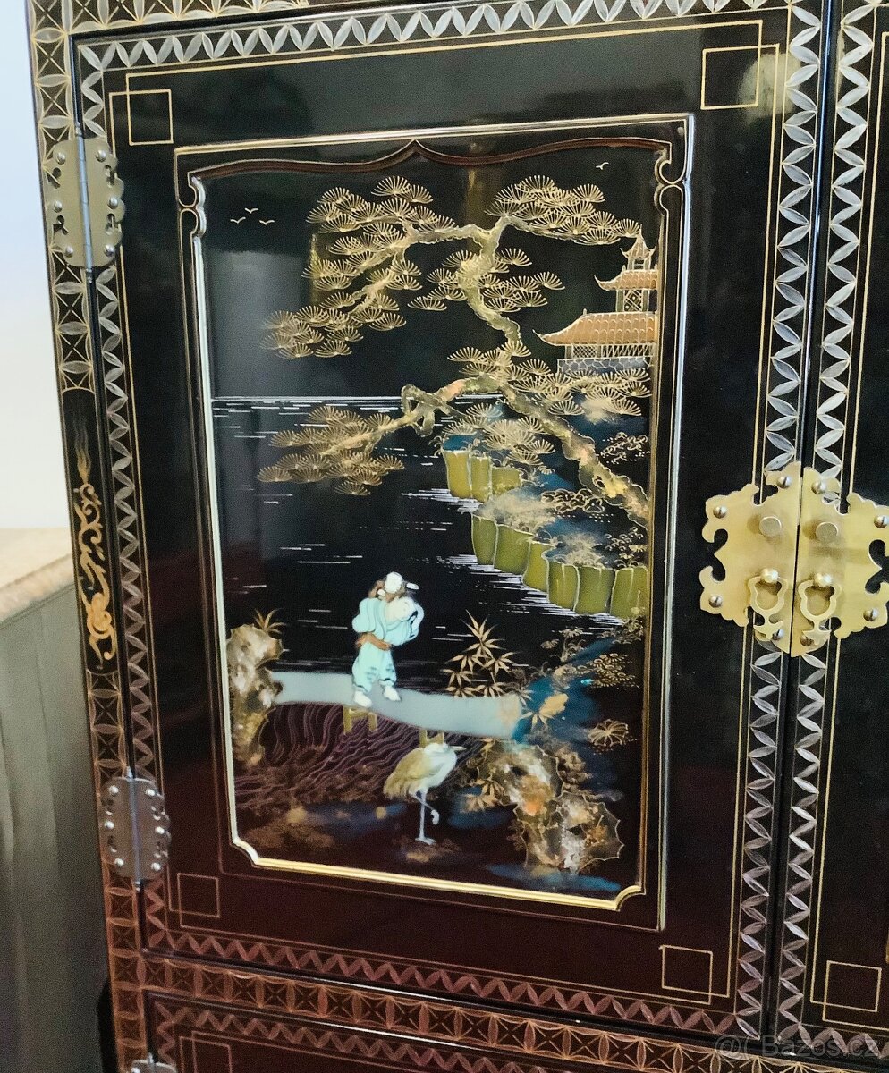 Starožitná Čínská Komoda - 4