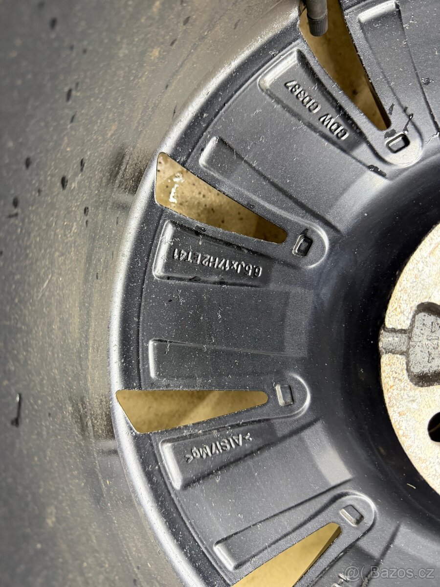 Prodám zimní pneu +alu - 4