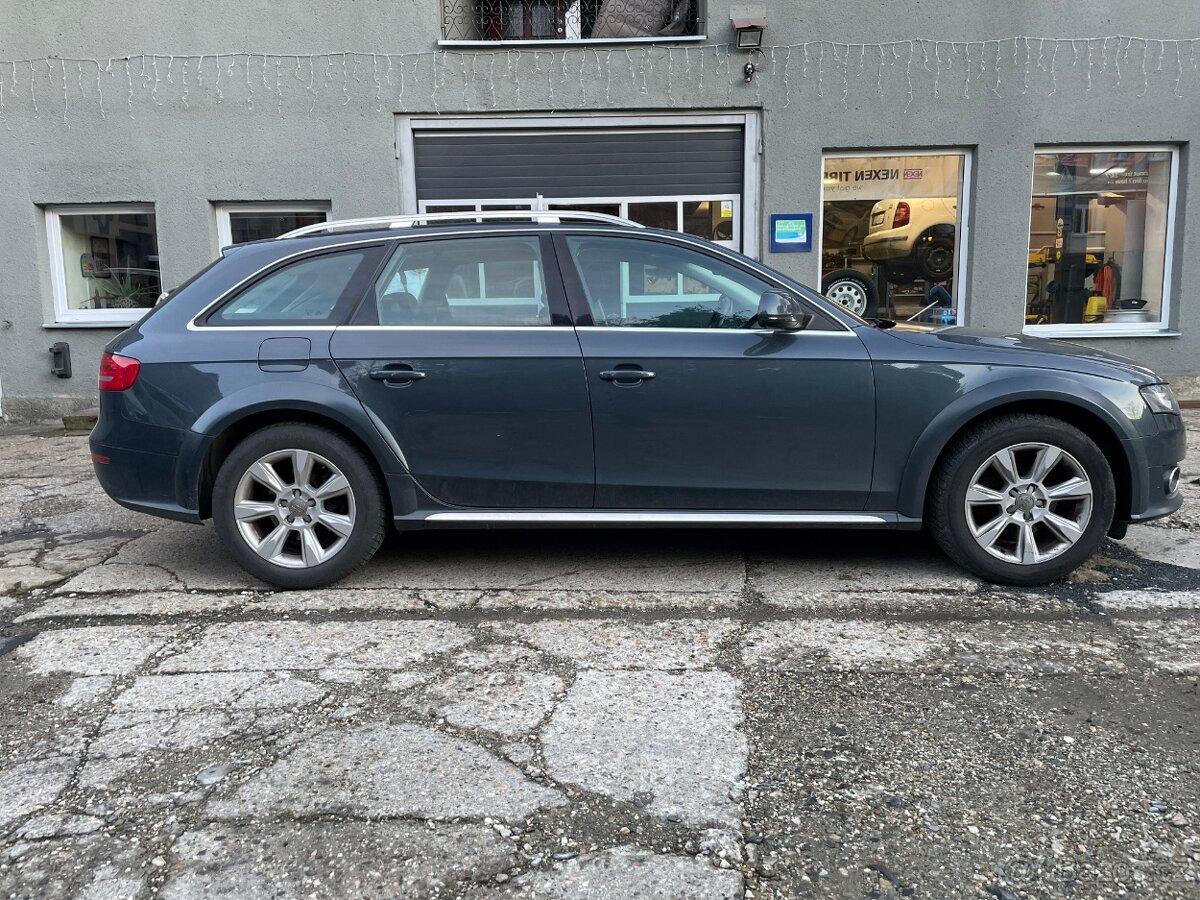 AUDI A4 ALLROAD 2.0TDi-MANUÁL-TOP- - 4