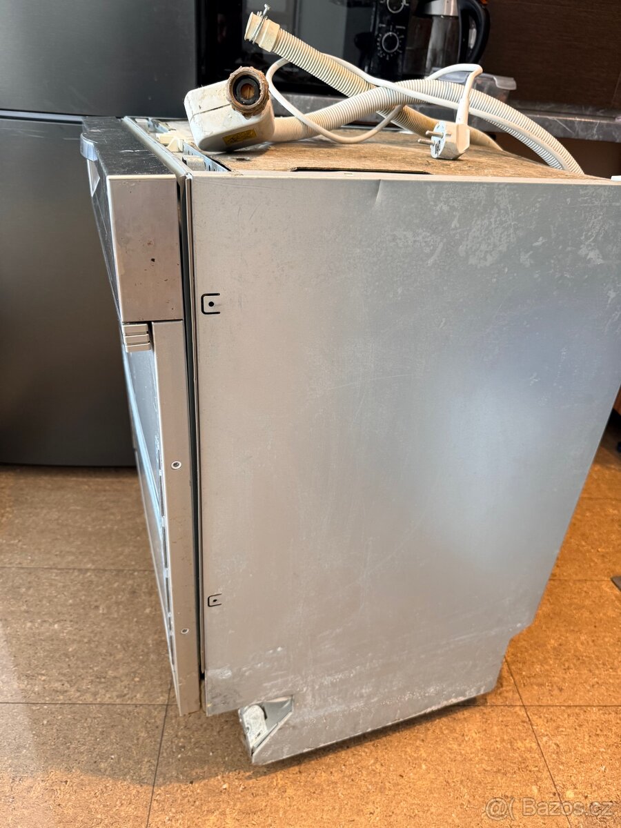 Vestavěná myčka Mele - 4