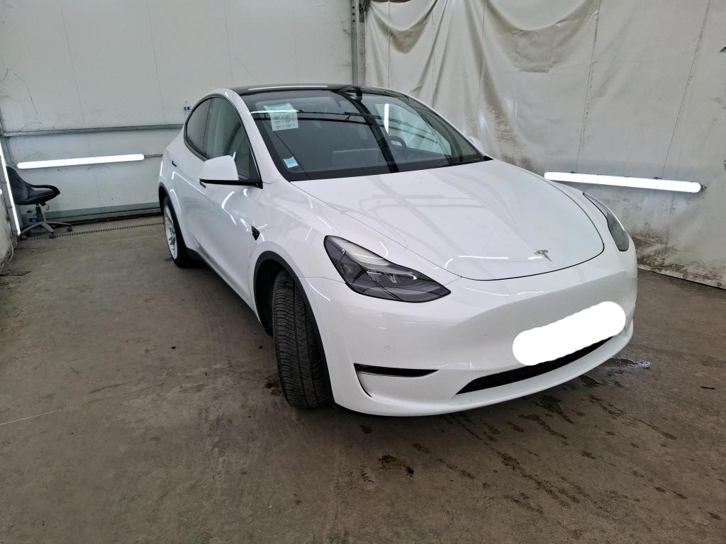 Tesla Model Y AWD Long Range - 1922 - 4