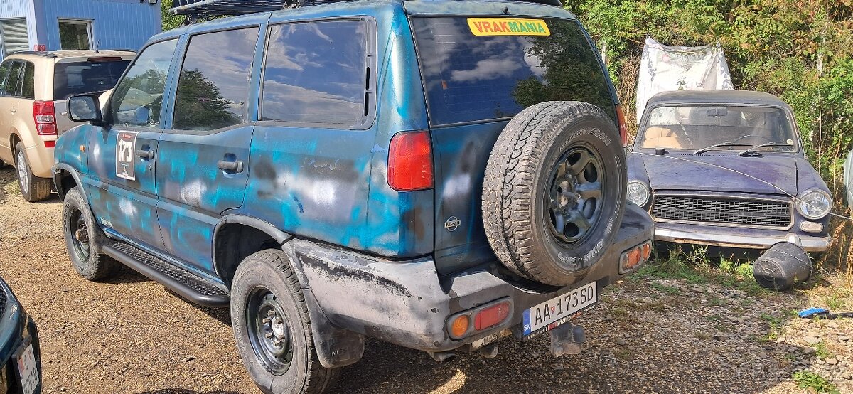 Nissan Terrano 2,7 TDI Camping BEZ KOROZIE ŚPANIELSKO - 4