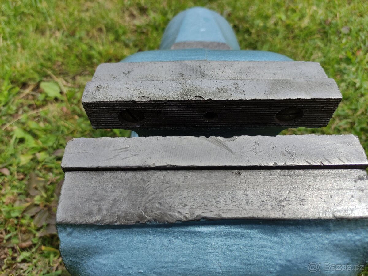 Svěrák York 150A, s čelistmi na trubky, možné zaslat - 4