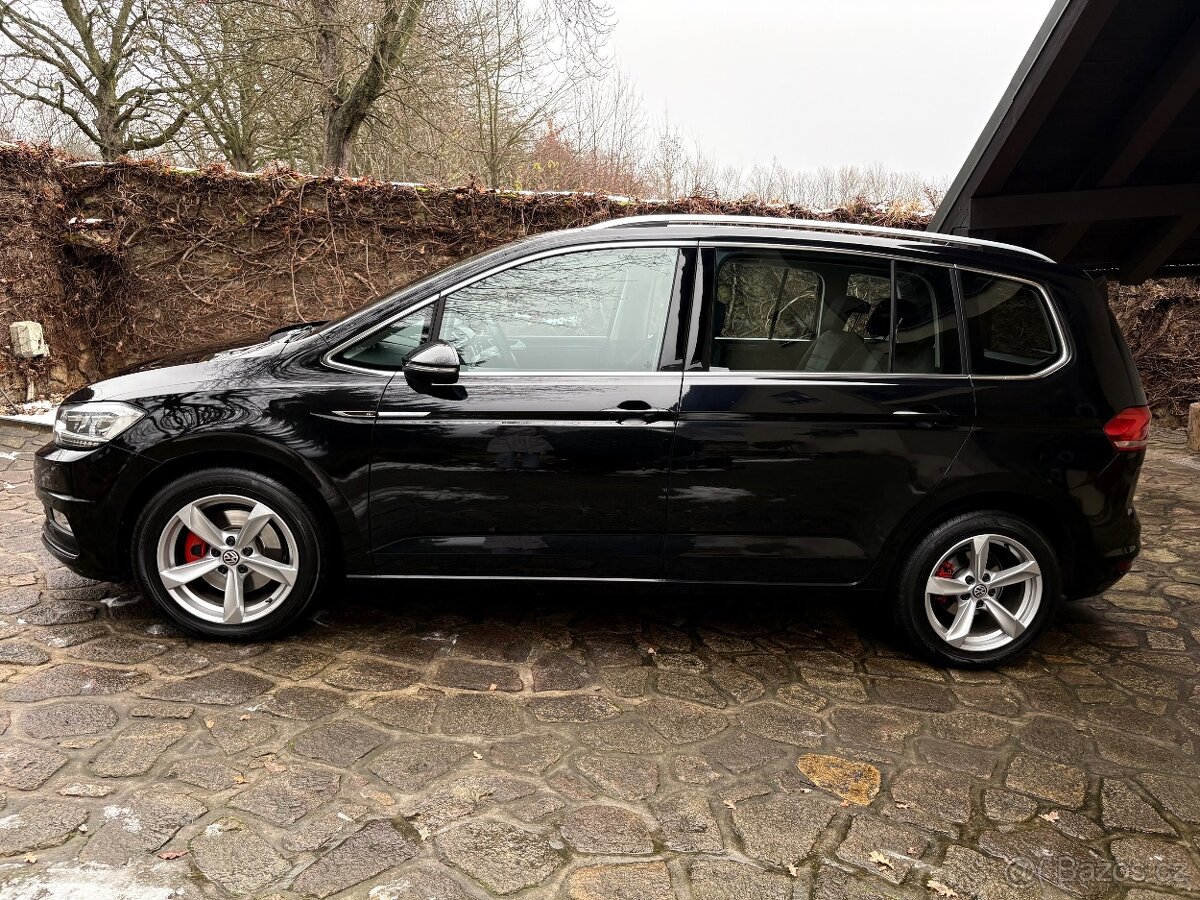 VW TOURAN 2,0TDI 110kW DSG HIGHLINE -FULL LED- - 4