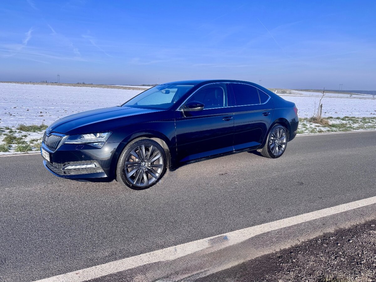 Skoda Superb 2.0 tsi 206kw PANO - 4