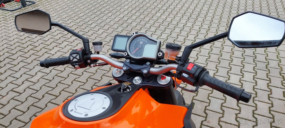 KTM 1290 SuperDuke - 4