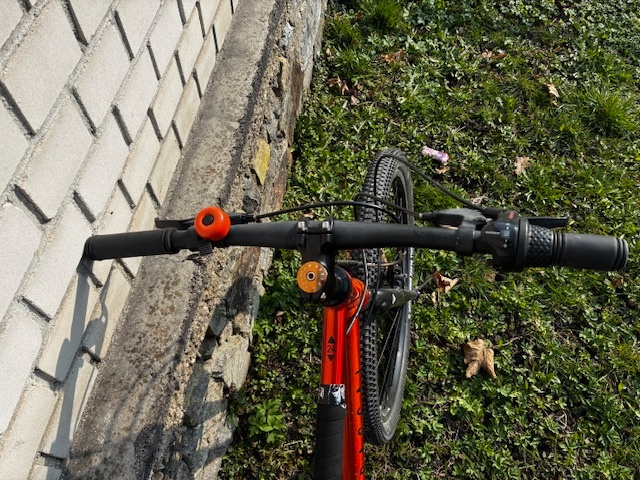 Dětské kolo Rascal 24" v barvě Flame - 4