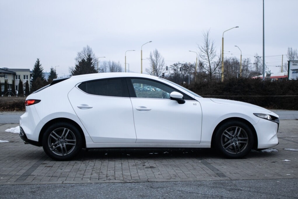 Mazda 3 90kW (2020). - 4