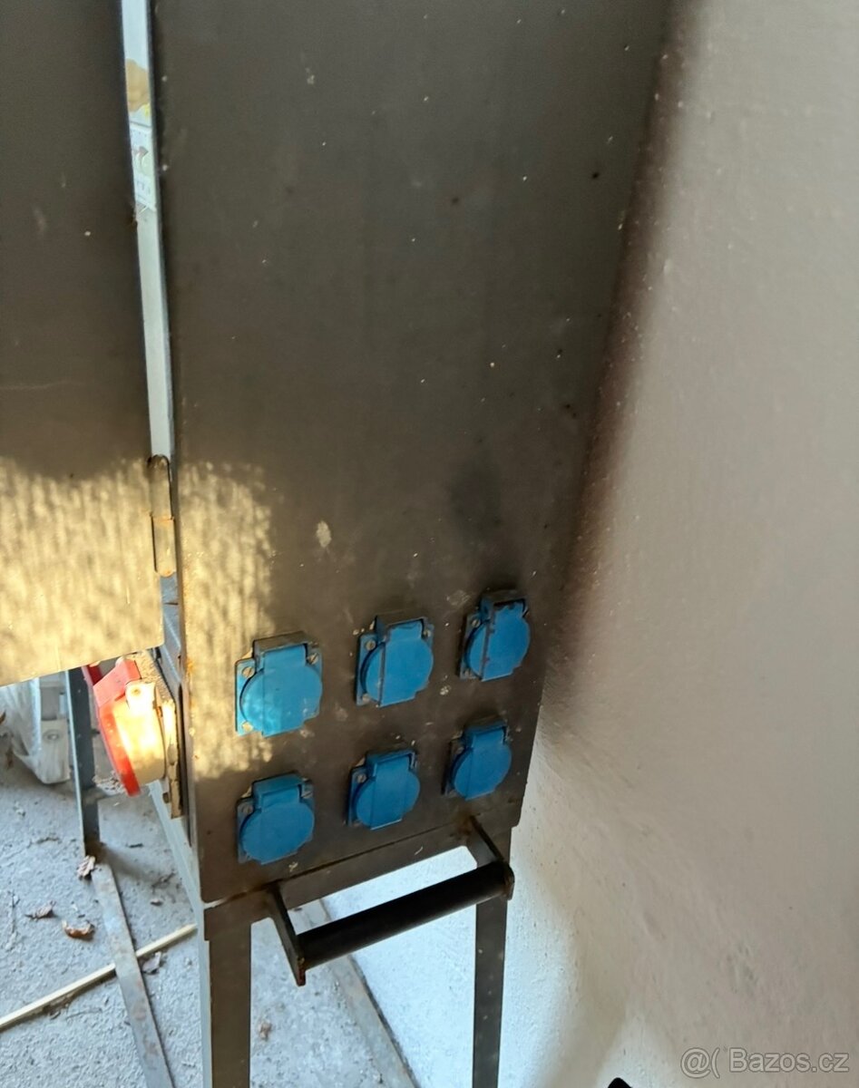 Stavební el,rozvaděč - 4