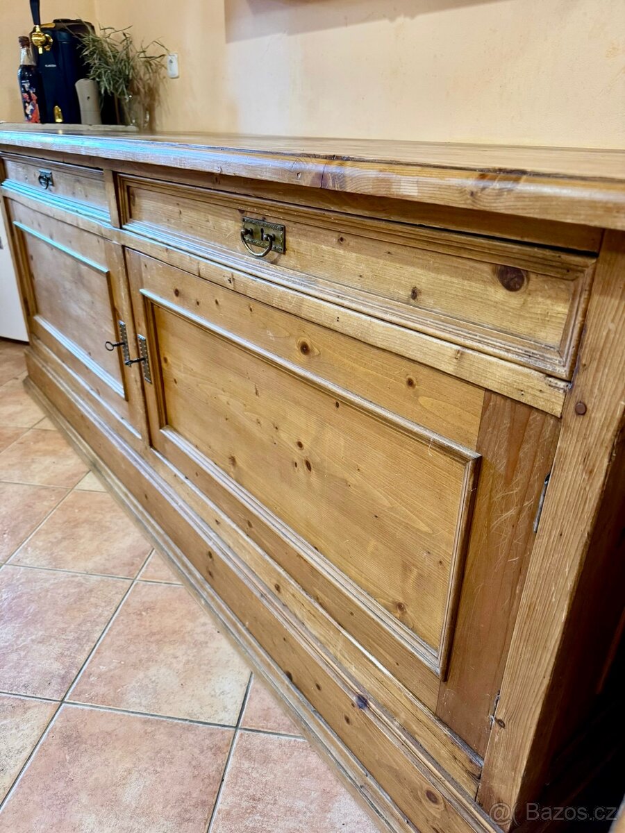 Velký starožitný příborník z masivu - 4