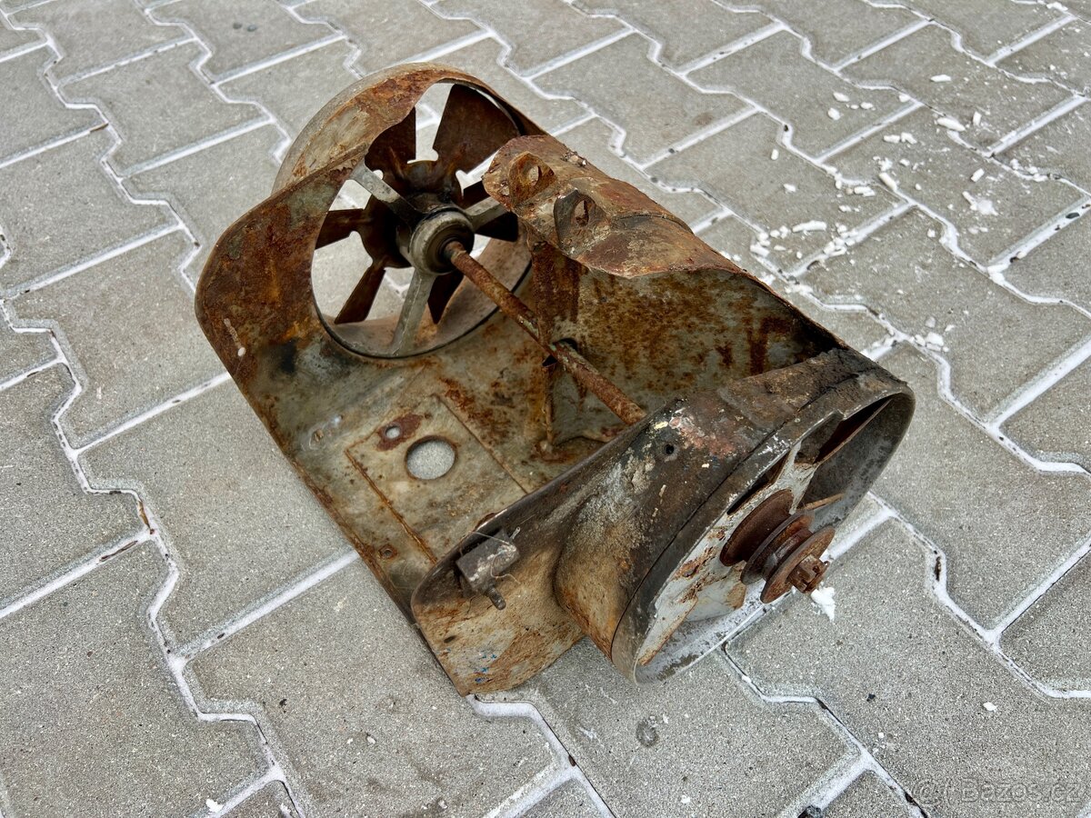 CHLAZENÍ MOTORU VELOREX 350 ccm - 4