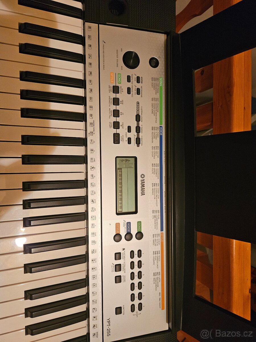 Klávesy Yamaha YPT 255 - 4