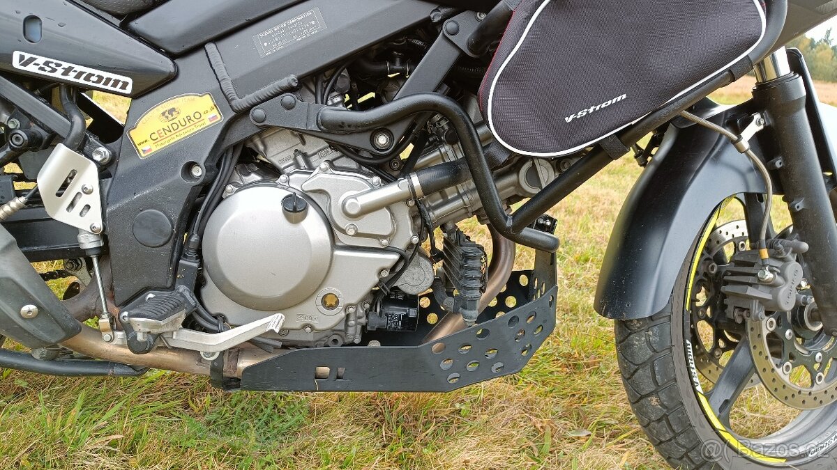 Suzuki DL 650 V-Strom (2007) – TOP stav, servis, výbava - 4