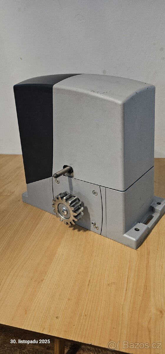 Pohon pro posuvnou bránu Nice - 4