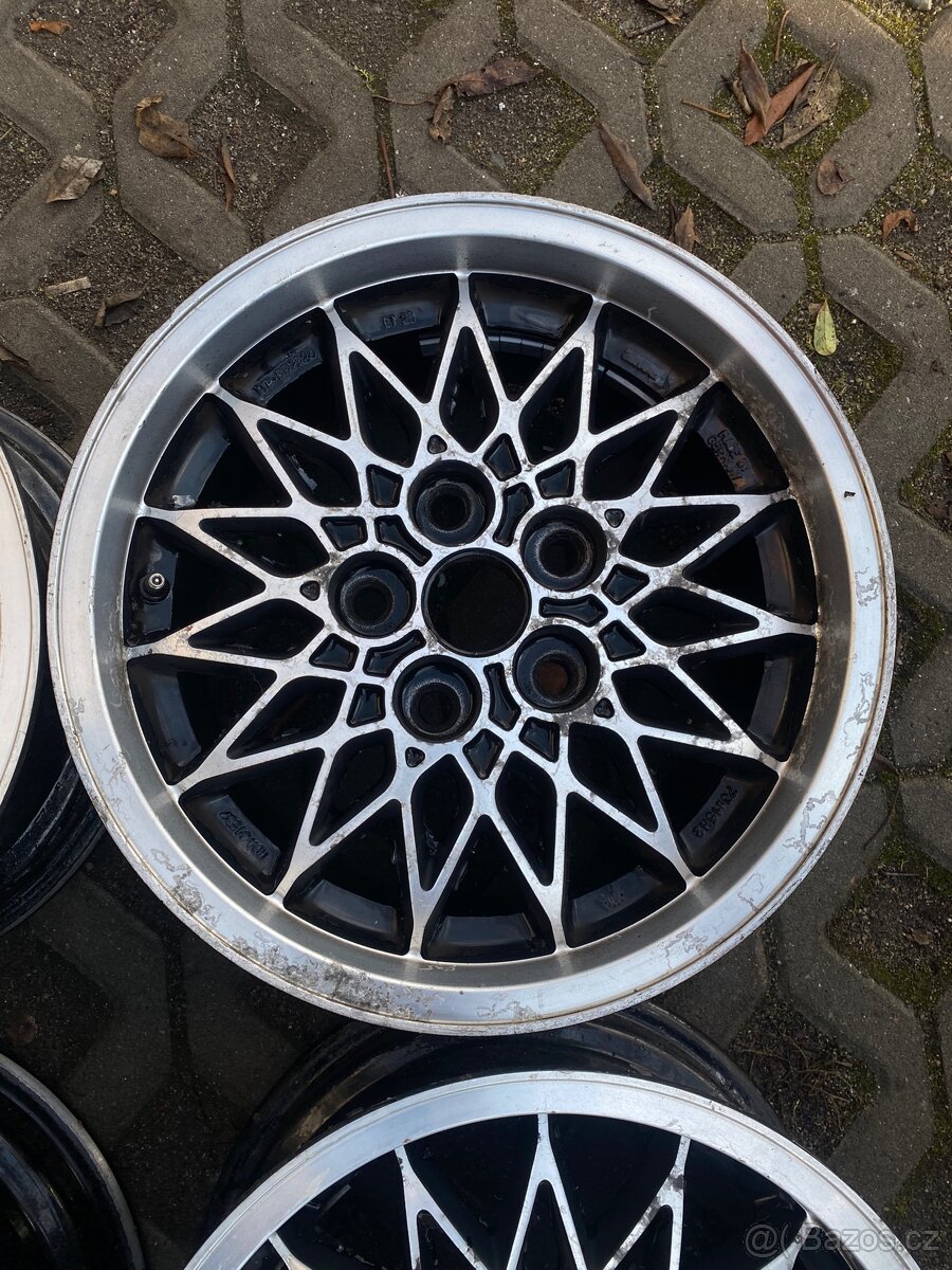 Alu kola 5x114,3, R15, 7J, ET28 - 4