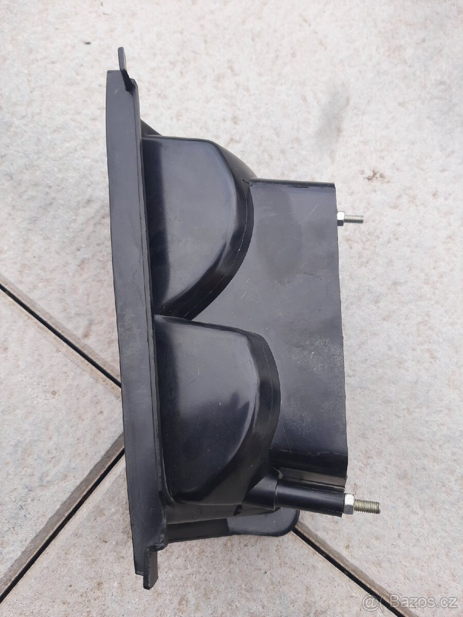 Nový přední blinkr Fiat 125p - 4