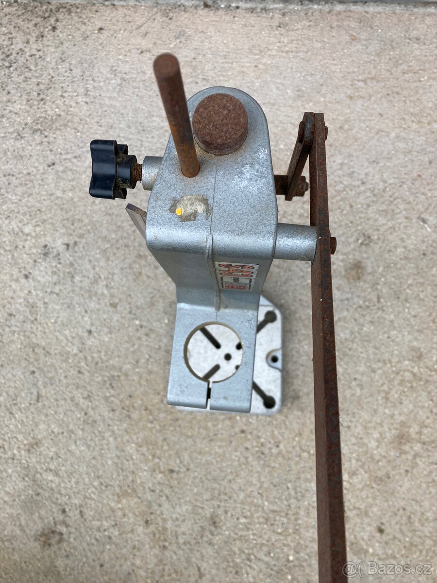 Retro držák ruční vrtačky - 4