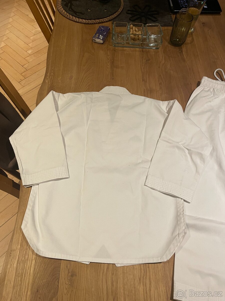 Dobok Taekwondo - 4