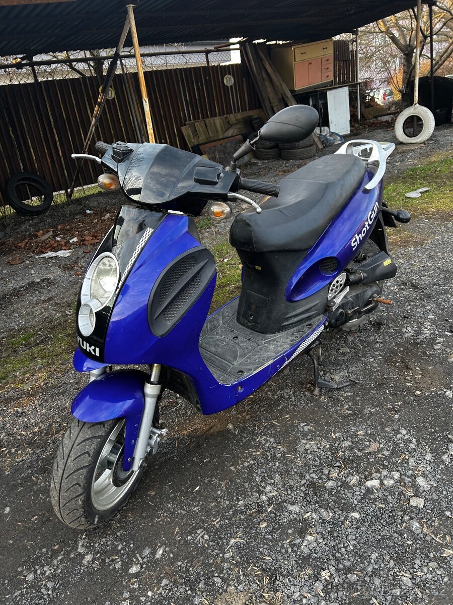 Skútr 50 cc - 4