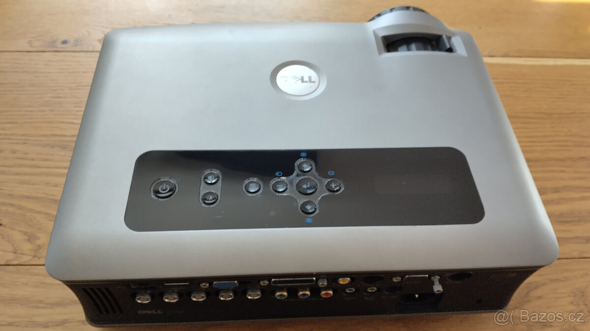 Dell 5100MP-projector specs s technologií DLP. - 4