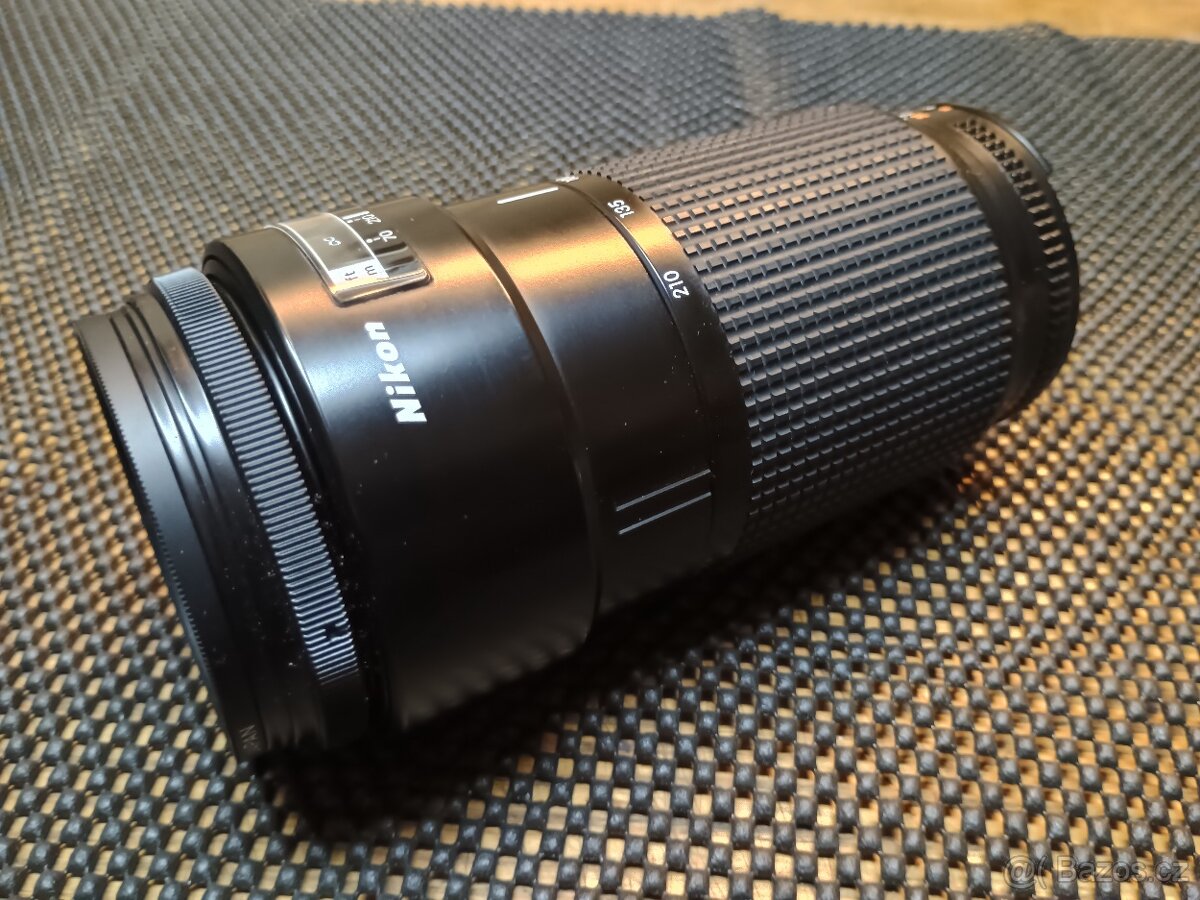 Nikkor AF 70-210 f1:4 - 4