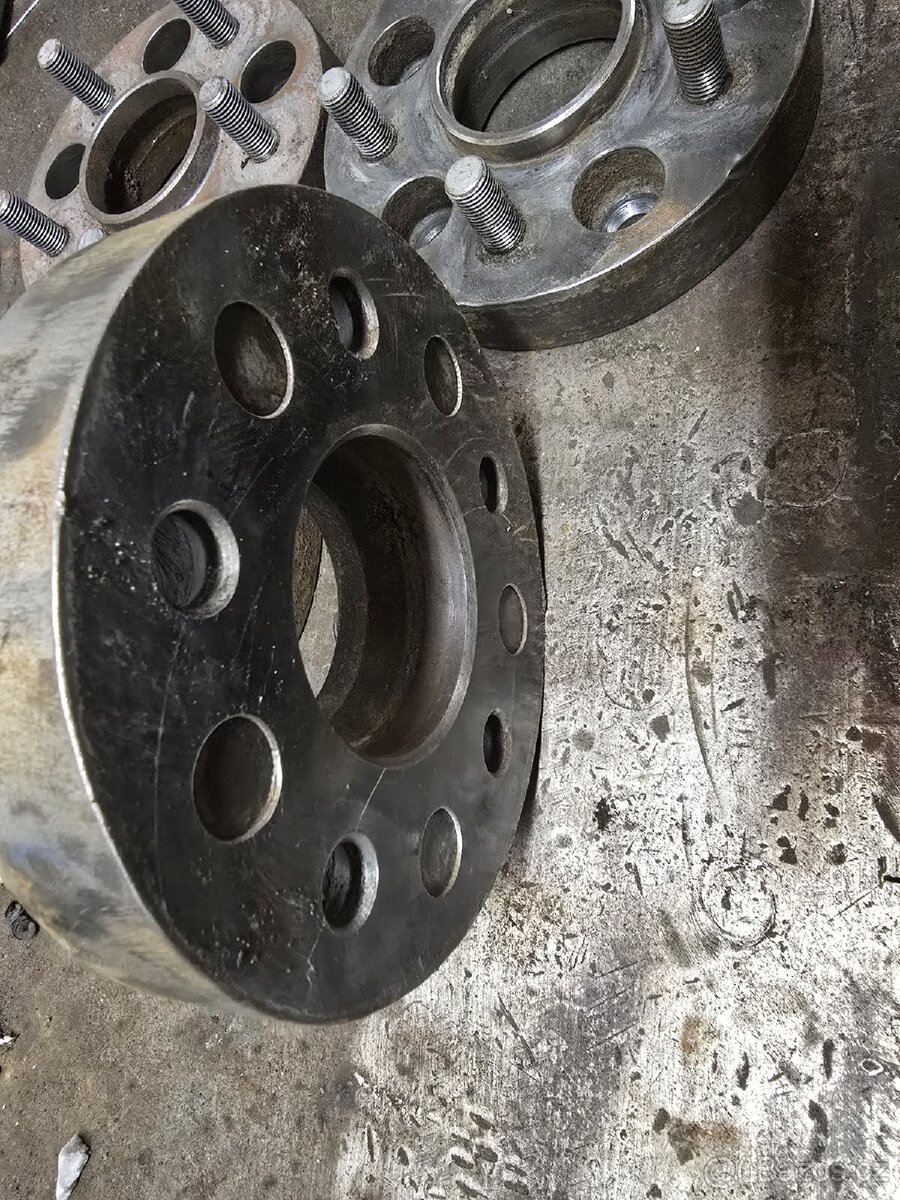 Podložky 5x120 30mm - 4