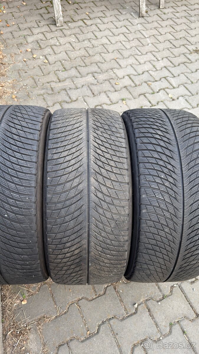 Michelin 285/40 R21 - 4