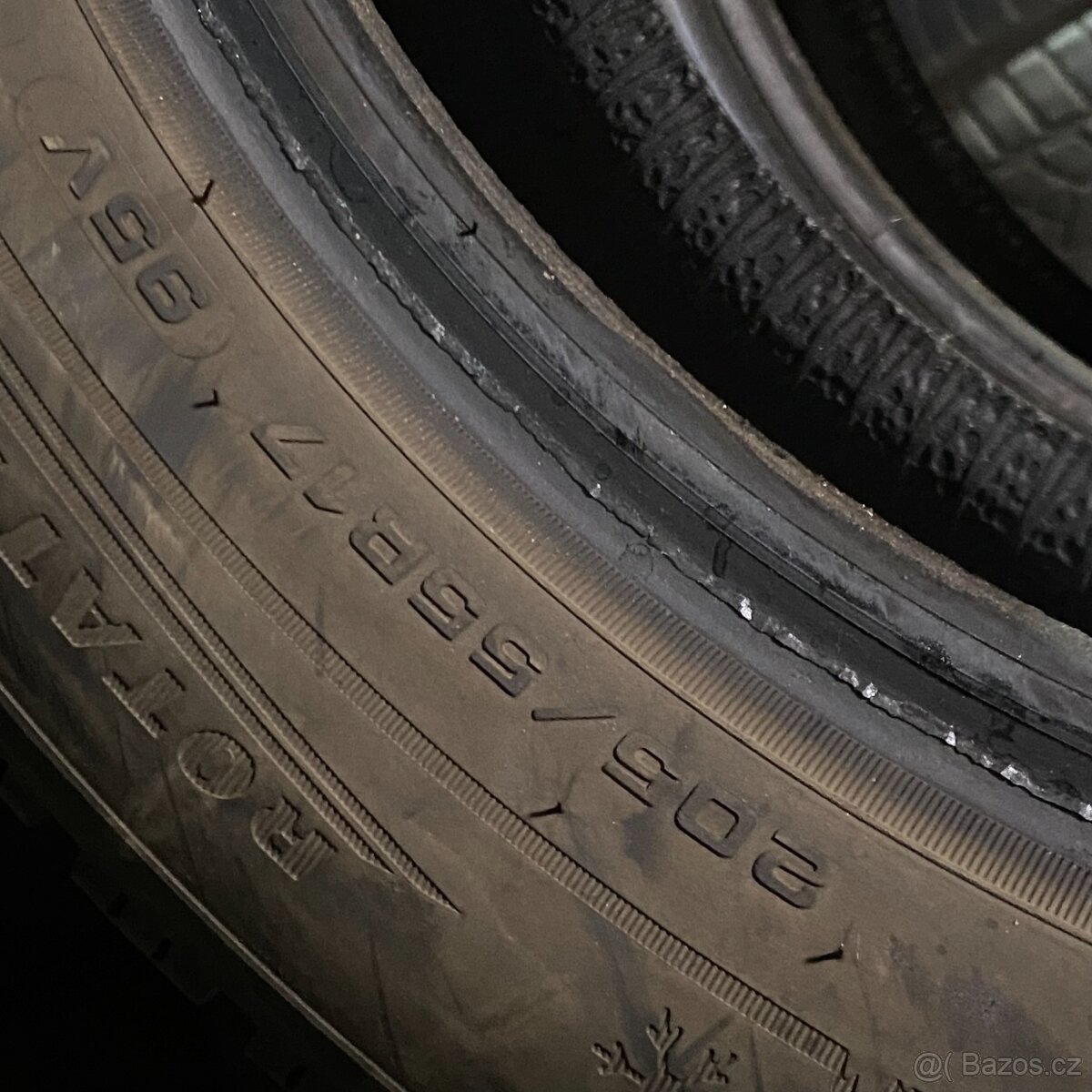 Zimní pneu 205/55 R17 95V Dunlop 8mm - 4