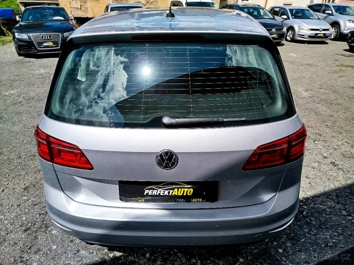 VW Golf SPORTSVAN 2.0 TDi 110kW, r.v.7/2014,najeto 114.984km - 4