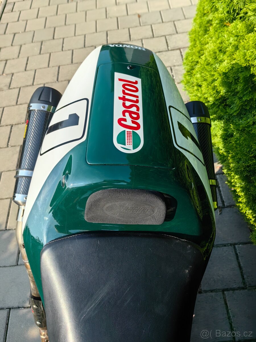 Honda VTR 1000 SP2 - 4