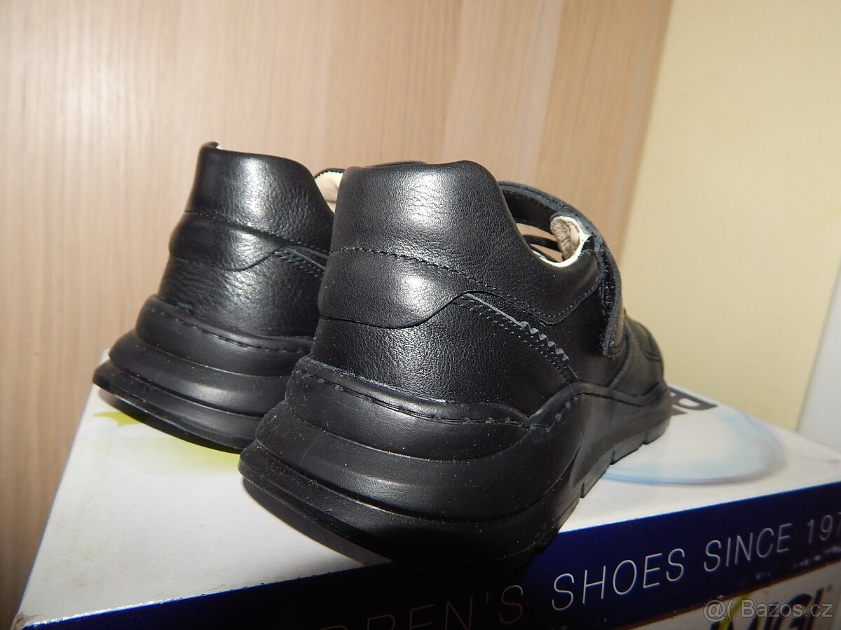 Nové celokožené boty vel. 38, zn. Primigi - 4