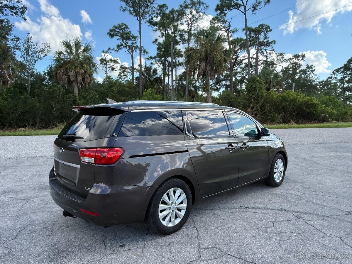 Kia Sedona EX 3.3 V6 - 4