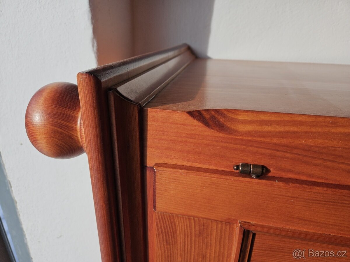 Komoda + rohová vitrína - masiv - Třebíčsko - 4