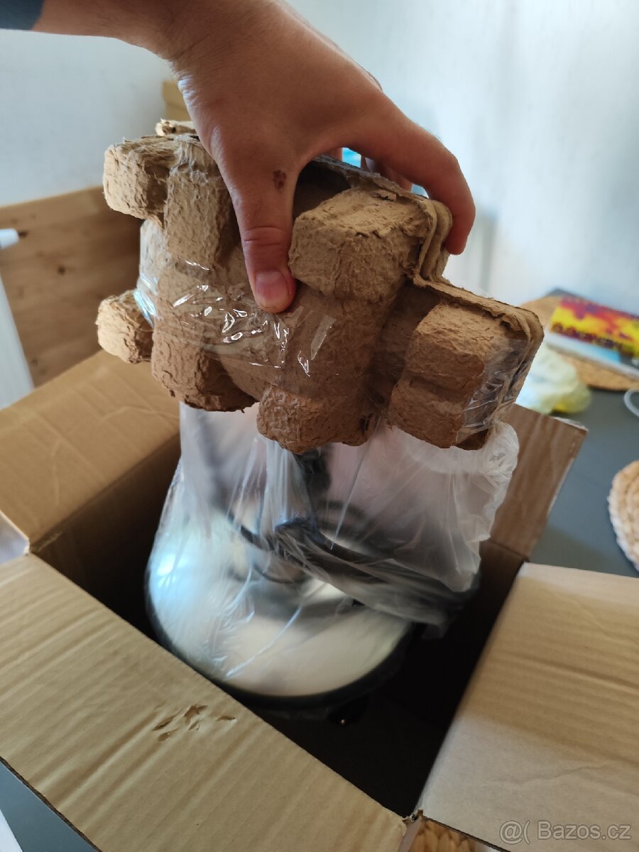 Stolní ventilátor Manutan 25cm - 4