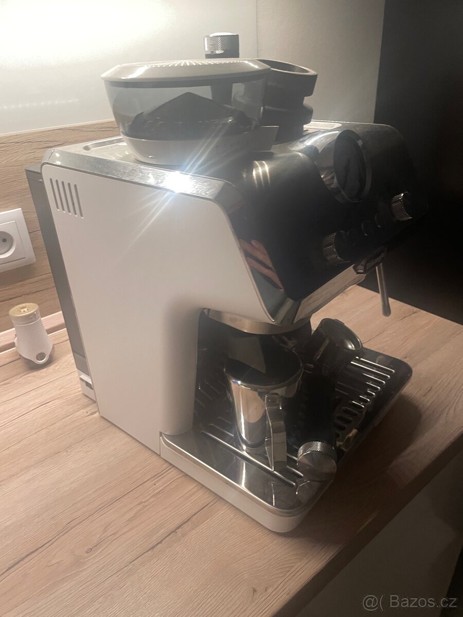 Kávovar Delongi - 4