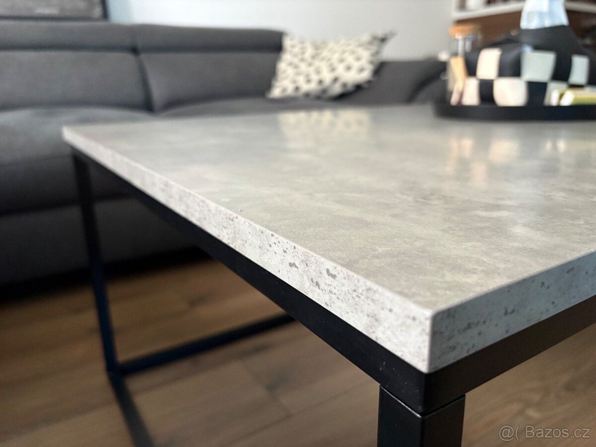 Konferenčni stolek - 4