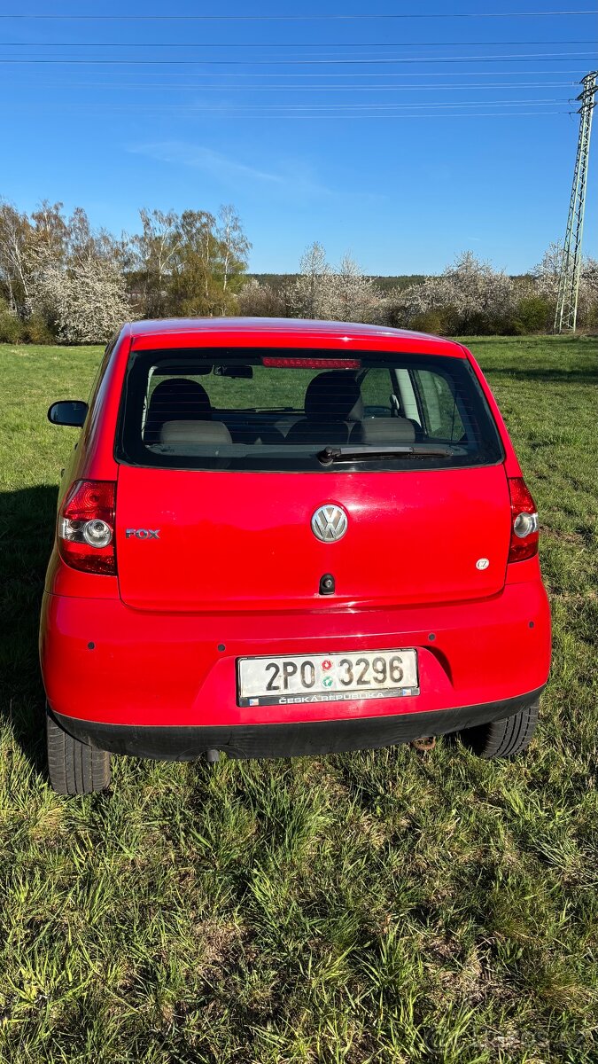 Volkswagen Fox hatchback - 4