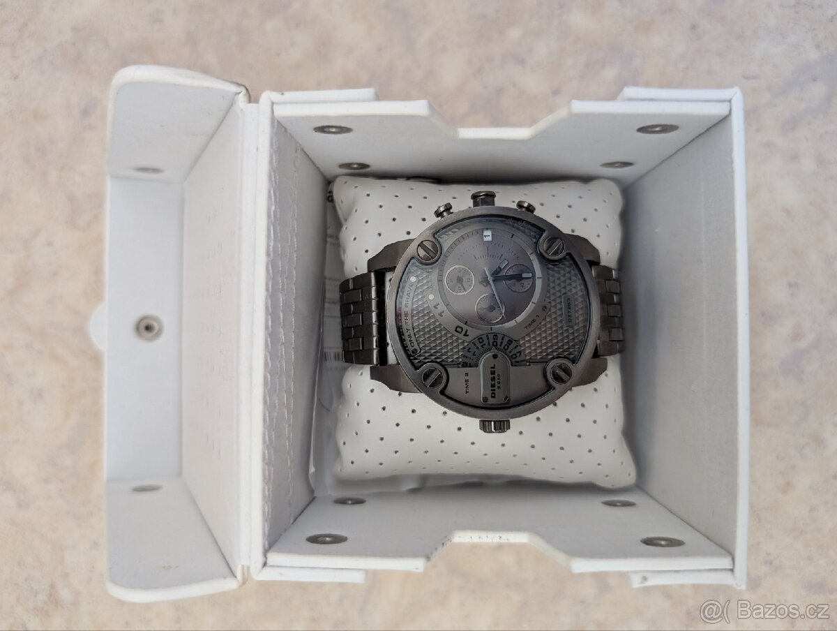 Pánské hodinky DIESEL Little Daddy DZ7363 - 4
