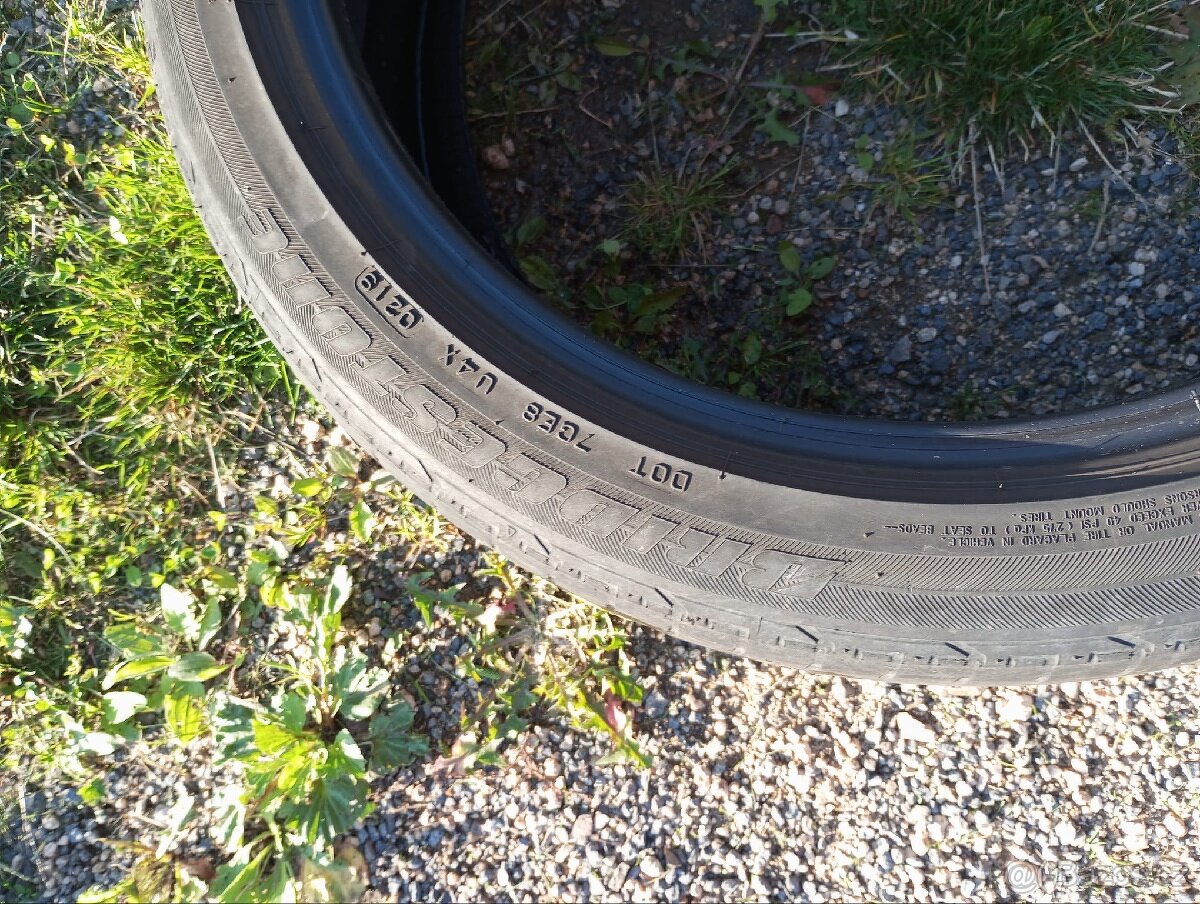 Pneu 225/45 R19 - 4