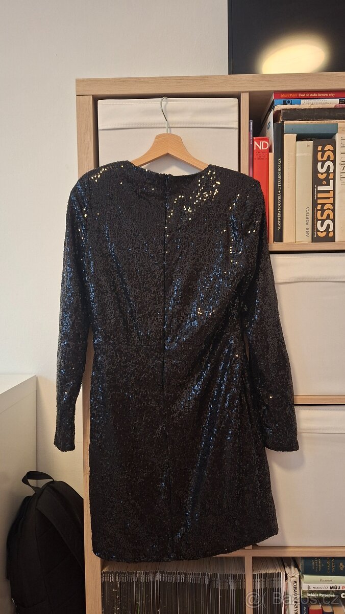 Černé šaty s flitry NLY BY NELLY vel. M - 4