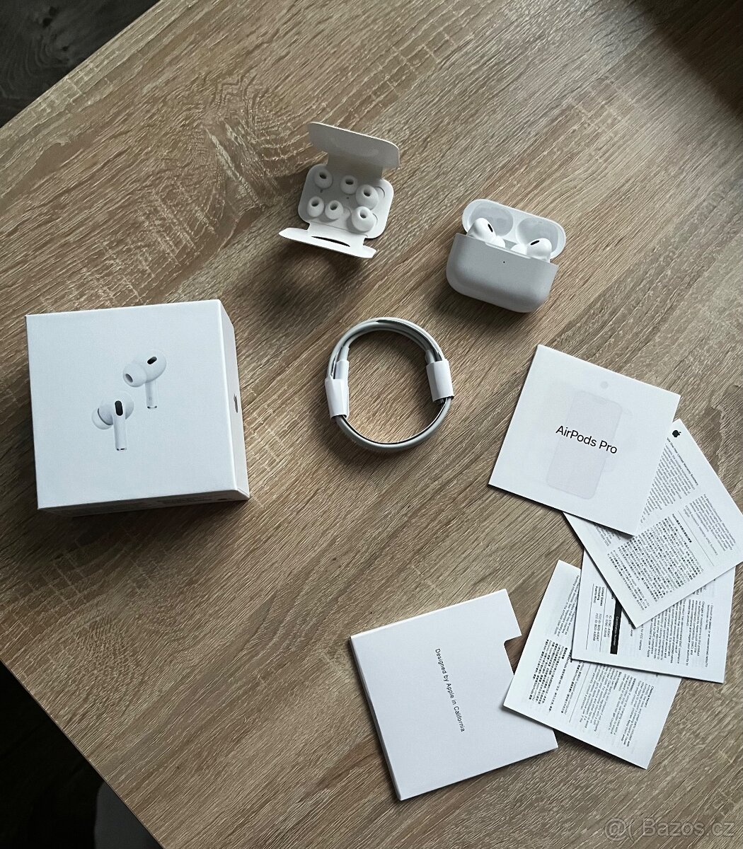 Apple AirPods Pro 2 - 4