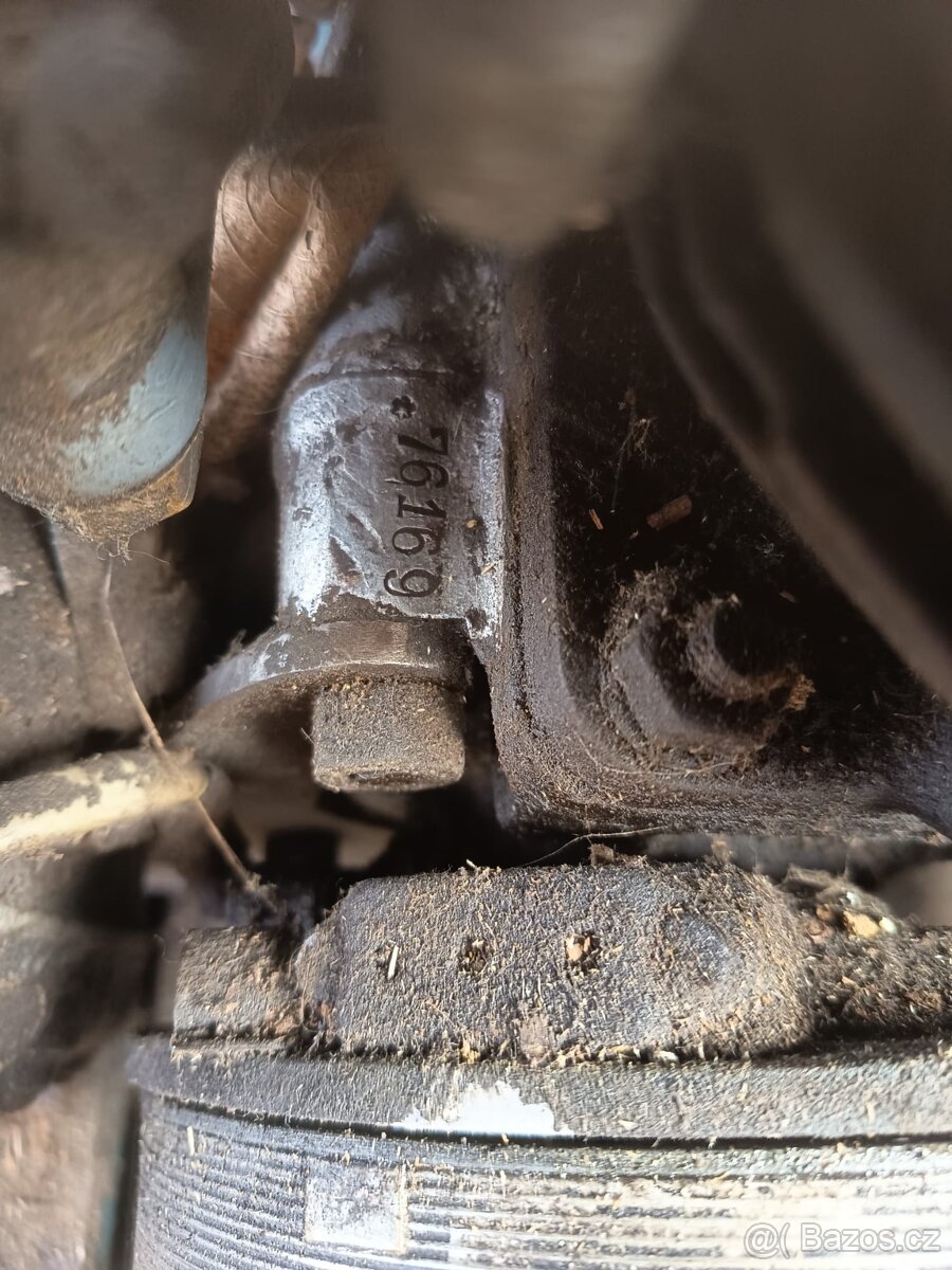 Motor Jawa 250 special - 4