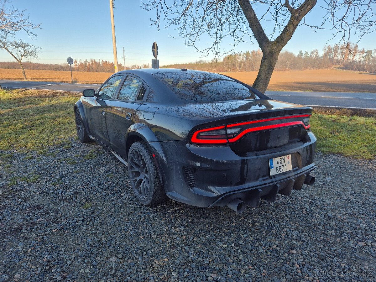 Dodge Charger 5.7 V8 widebody - 4