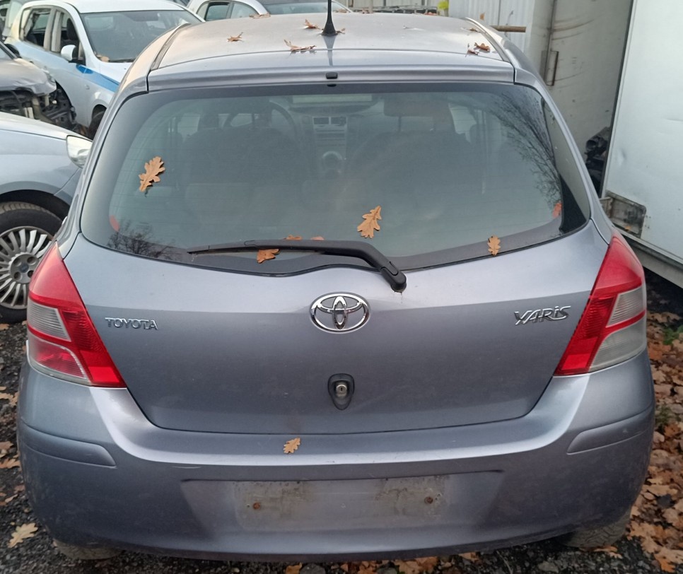 ND z Toyota Yaris 998.cm3 51.kw benzín r.v.2011 (K7) - 4