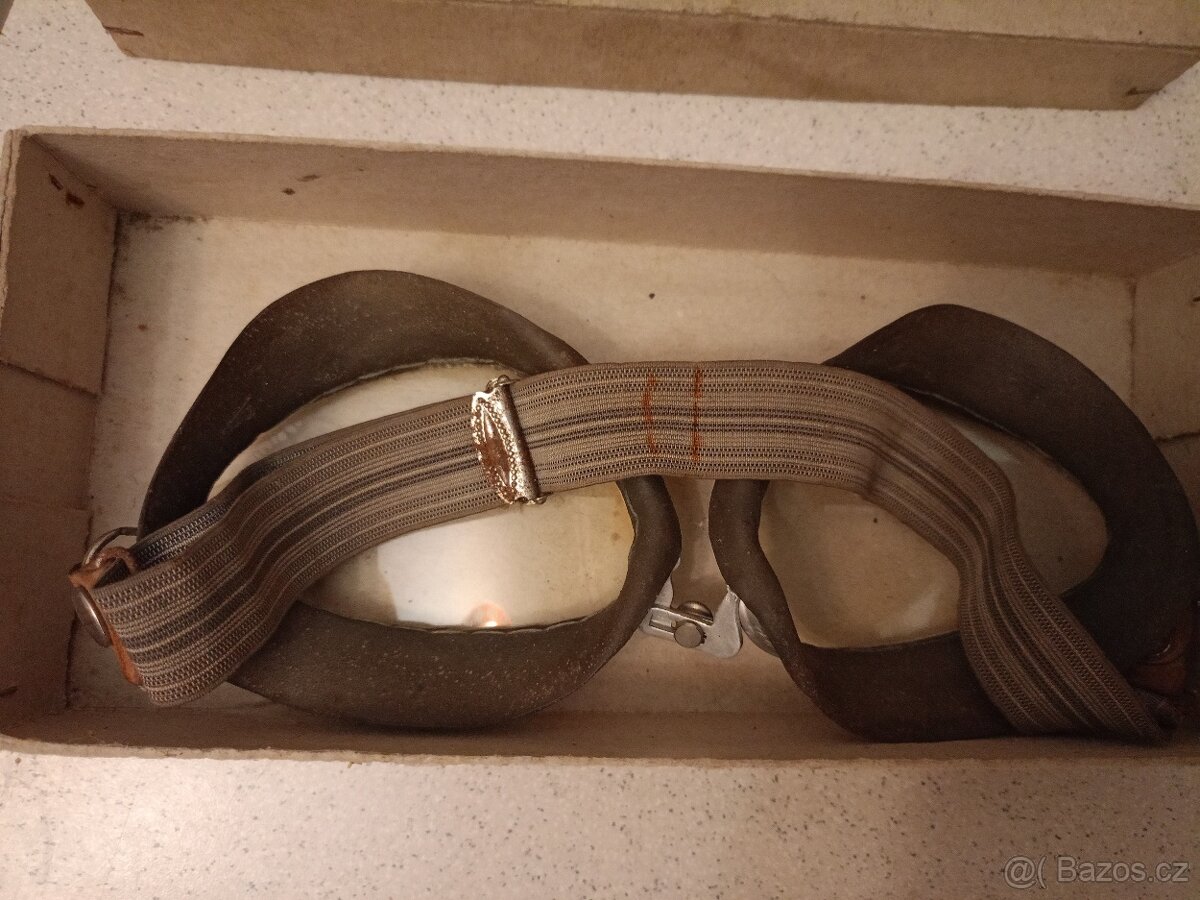 Starší brýle - 4