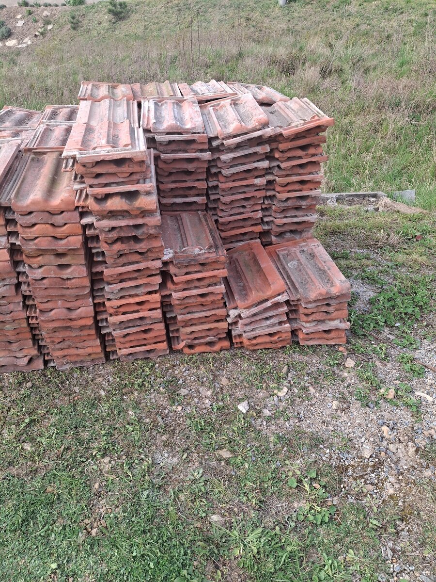 Střešní tašky ZDARMA za odvoz - 4